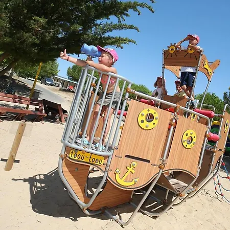 Kemp Camping Plage Des Tonnelles - Maeva 4*