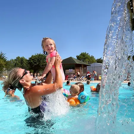 Camping Plage Des Tonnelles - Maeva